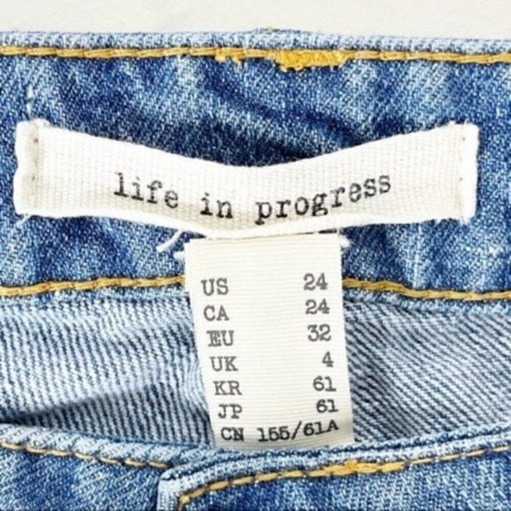 LIFE in Progress cropped distressed jeans size 24 - Picture 11 of 12